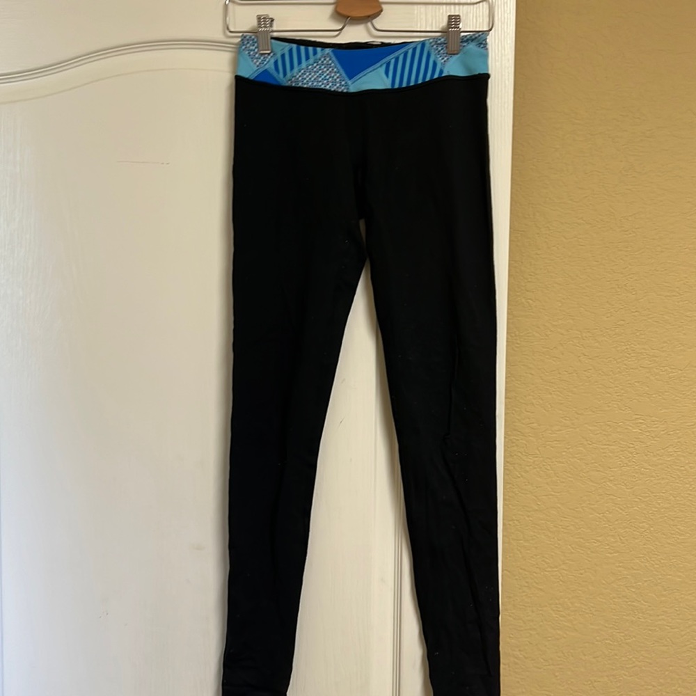 Ivivva black leggings